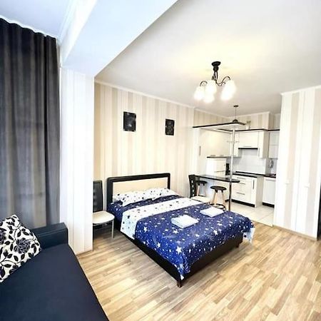 شقة تشيسيناو  في Beauty Studio In Center المظهر الخارجي الصورة